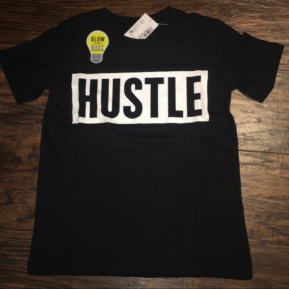 ⭐️HUSTLE TEE